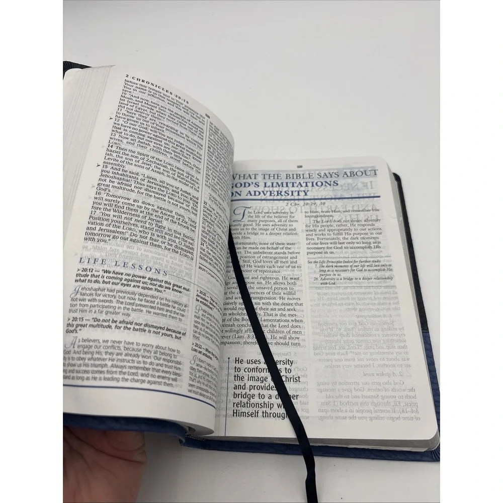 Charles F Stanley Life Principles Bible NKJV Black Blue Leather Large Print